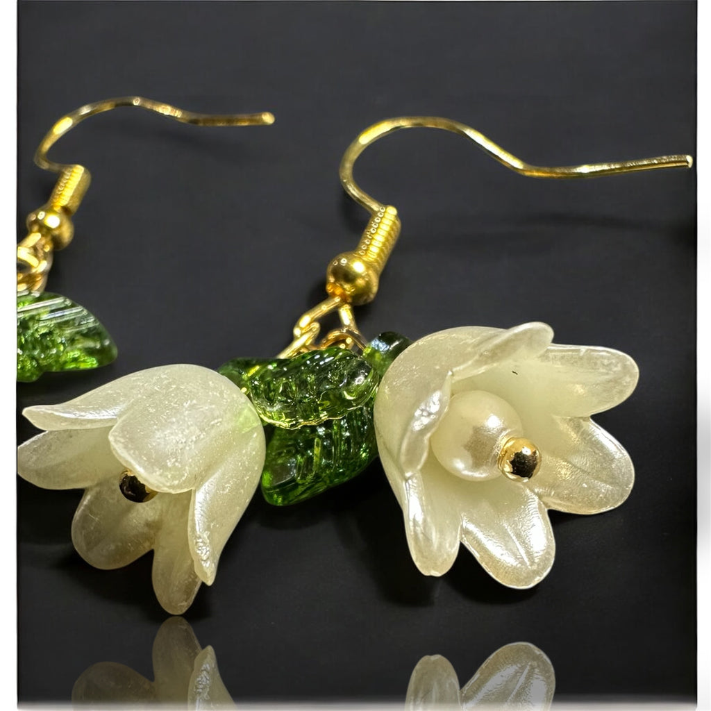 Small Snowbell Earrings